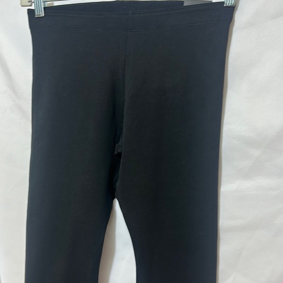 Nike Black and Blue Athletic Leggings with Form-Fitting Design - Picture 5 of 12